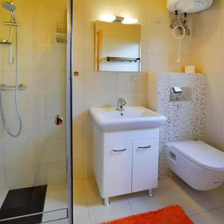 Dom wakacyjny Homes Close To The Beach, Pool, Sauna *